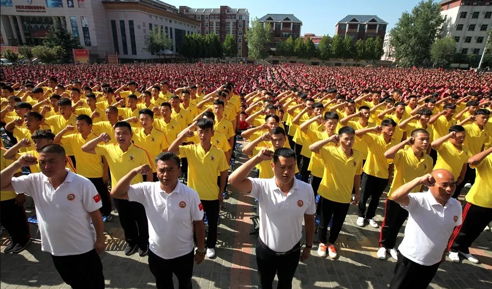 登封少林几个武校_少林学校哪家正规