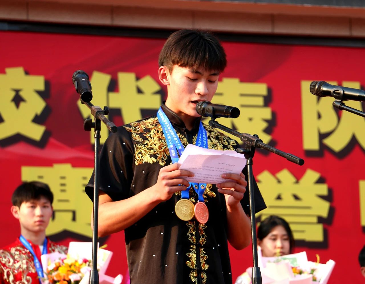 河南少林小龙武校