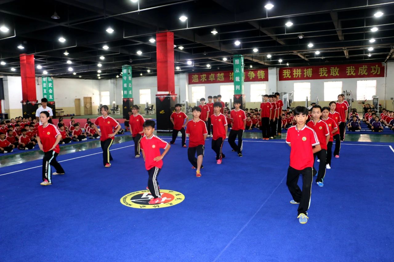 少林小龙武校举行太极拳教学成果展示活动