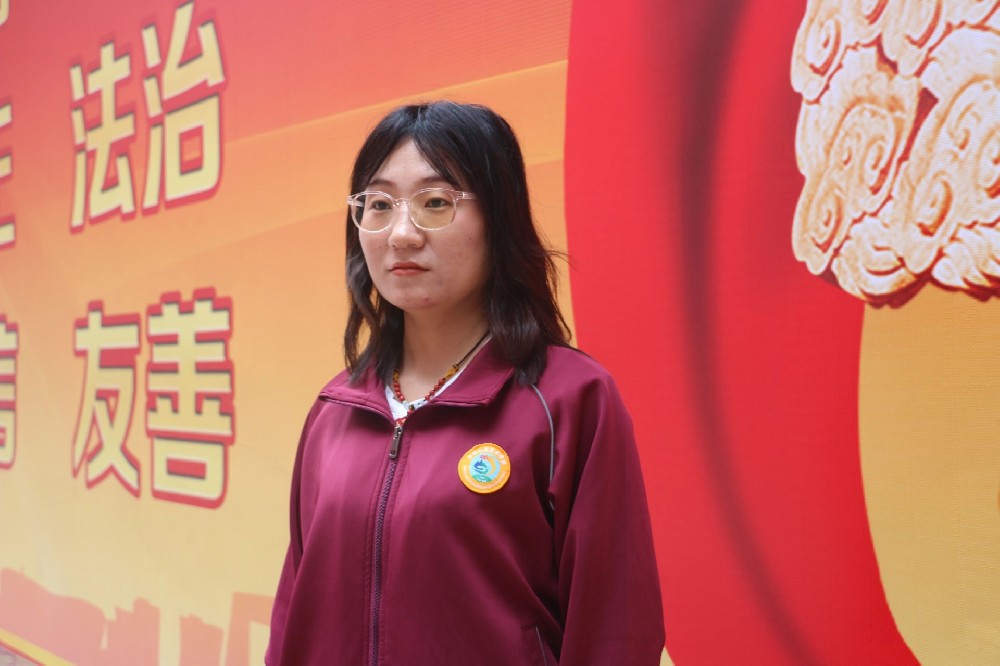 少林小龙武校初中部教师甄晓平