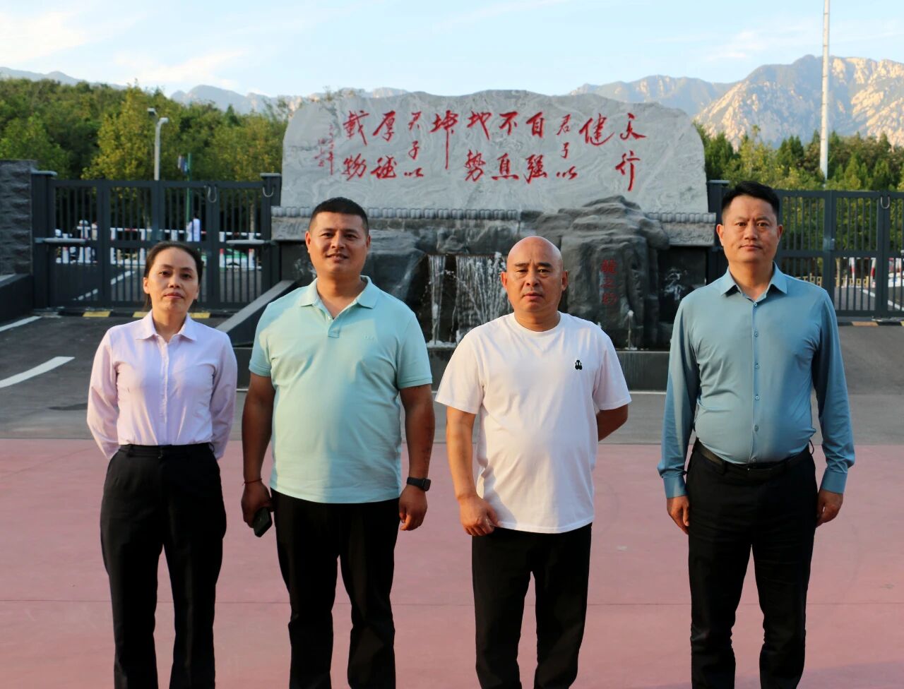 少林小龙武校优秀校友宋丙国：武学精神助创业成功 回馈母校感培育恩情