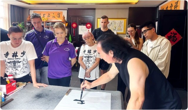 嵩山少林小龙武校
