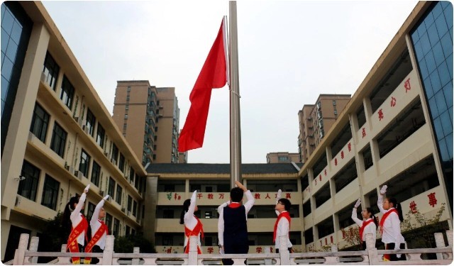 河南少林小龙武校